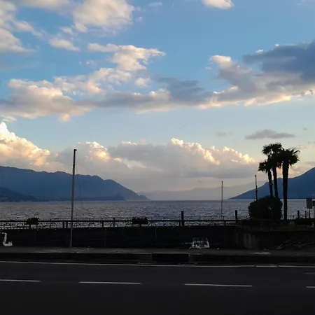 Casa Di Luce Lägenhet Maccagno